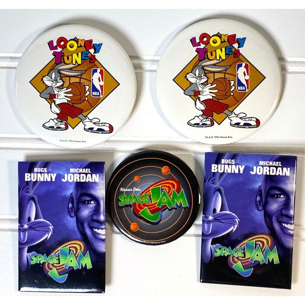Warner Bros Looney Tunes Space Jam 5 Button Pins Bugs Bunny Jordan Vintage 1996